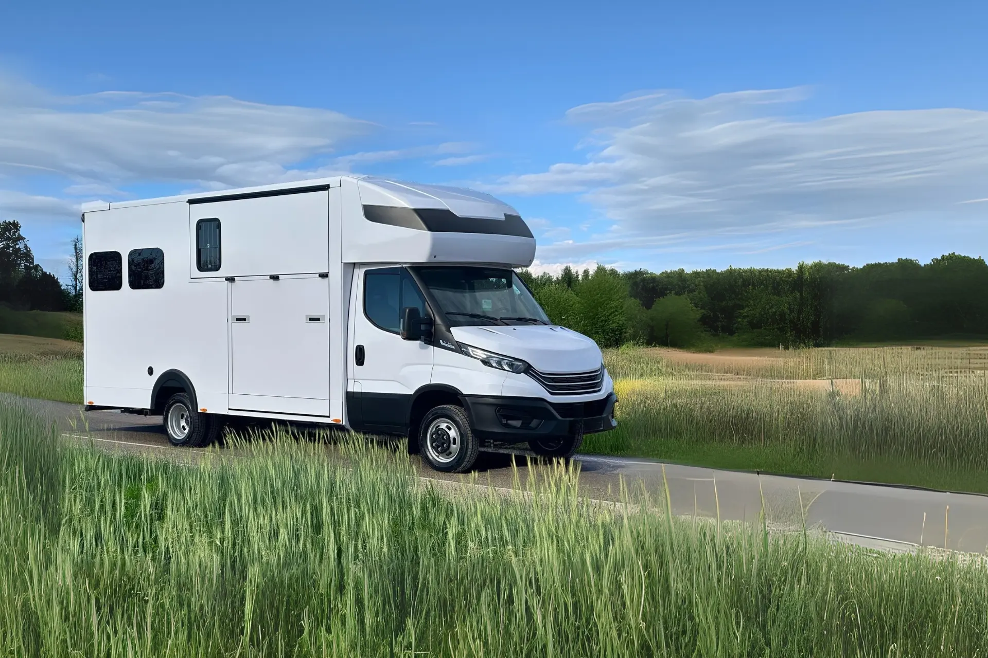 Clear Round C1 Alkov