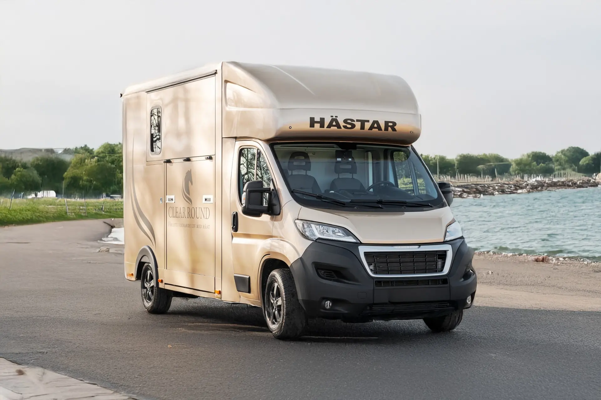 Clear Round Meeting hästlastbil