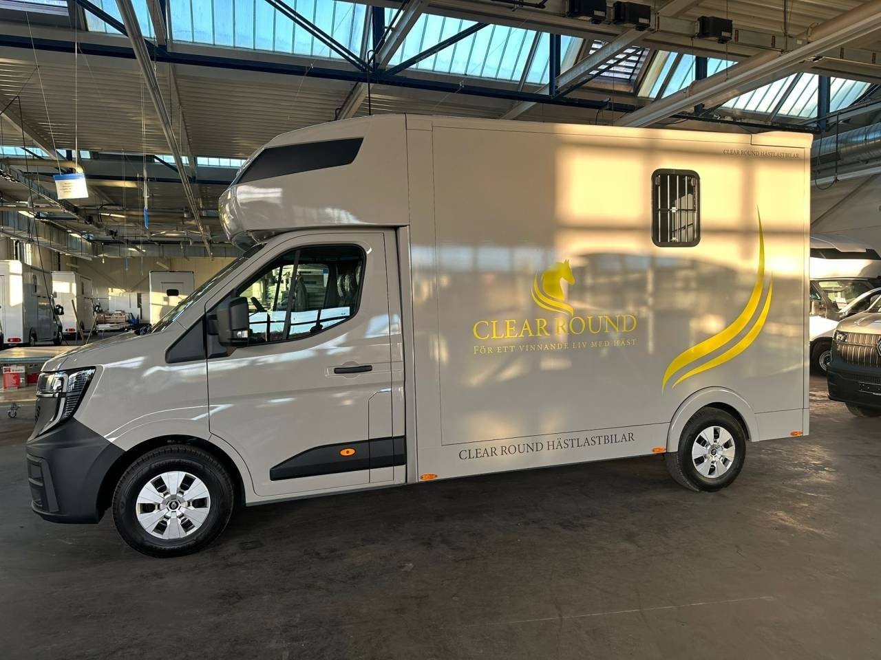 Clear Round StuteriRenault 170 hk automat