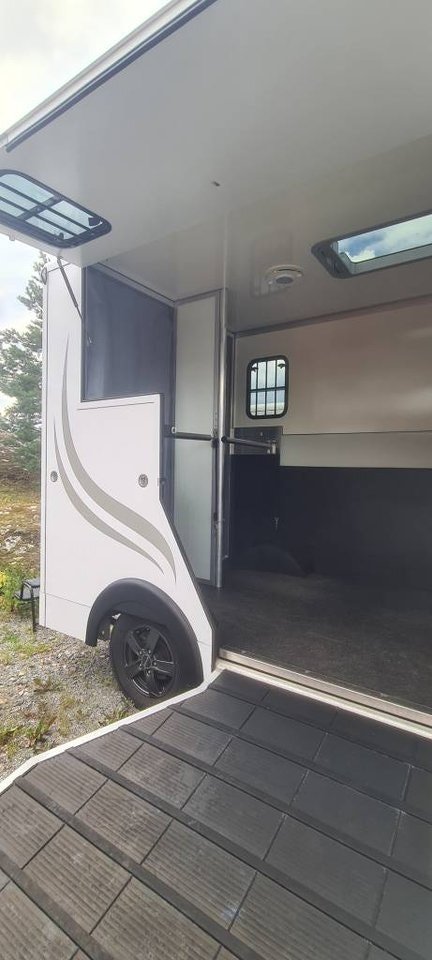 Clear Round Ultralätt Stuteri DDR 55A